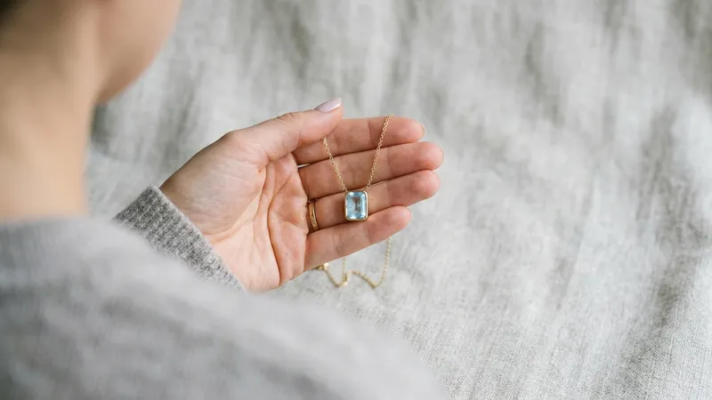 Pendentif aigue-marine rectangulaire : guide de choix